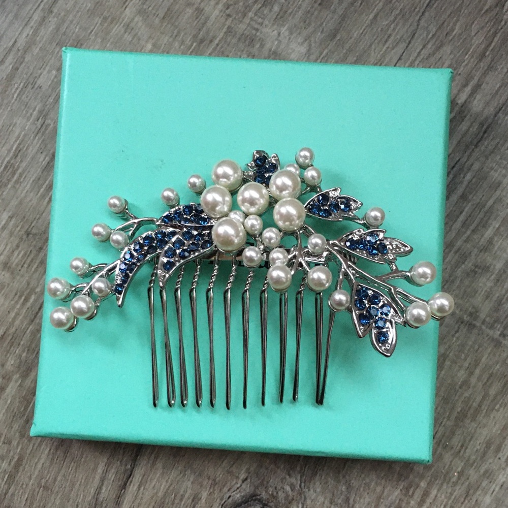 Ever Faith Hair Comb, Hair Accessories, Hair Fashion, Faux Pearls, Blue Crystal